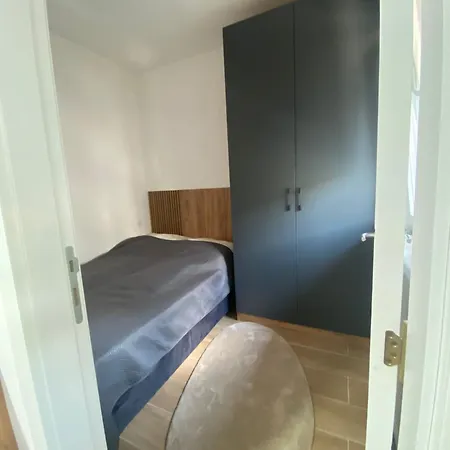 Lägenhet Triplex Isi *