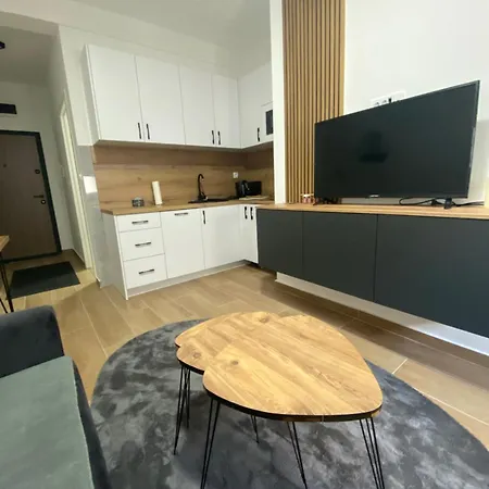 Lägenhet Triplex Isi